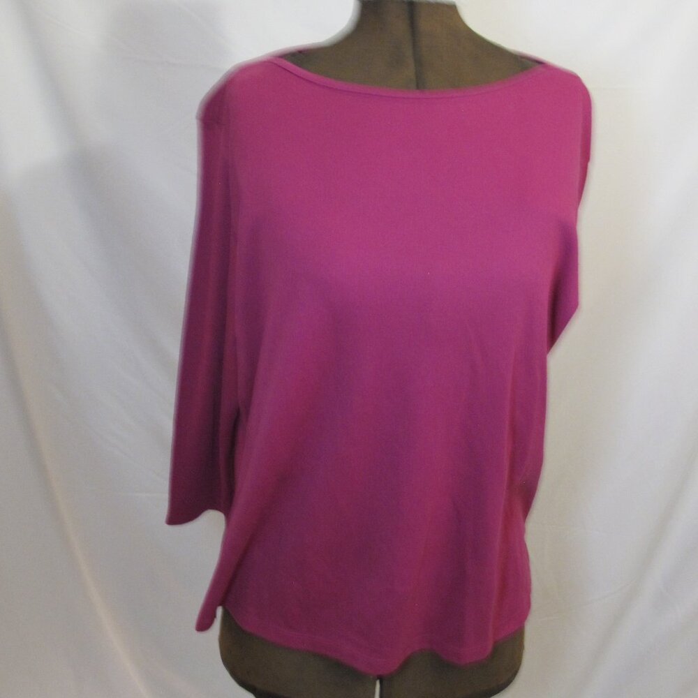Draper’s and Damon’s fuchsia boat neck cotton tee PXL